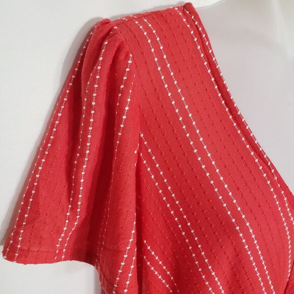 W5 Women’s Top Small Dot Striped Flutter Twist Front Short Sleeve Red V Neck - Picture 5 of 9